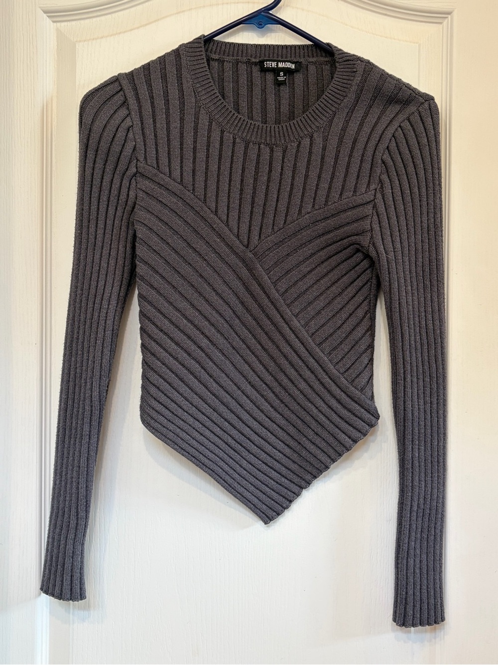 Steve Madden Gray Ribbed Asymmetric Crew Sweater
